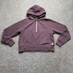 Vuori Half-Zip Hooded Sweatshirt in Plum Purple Small